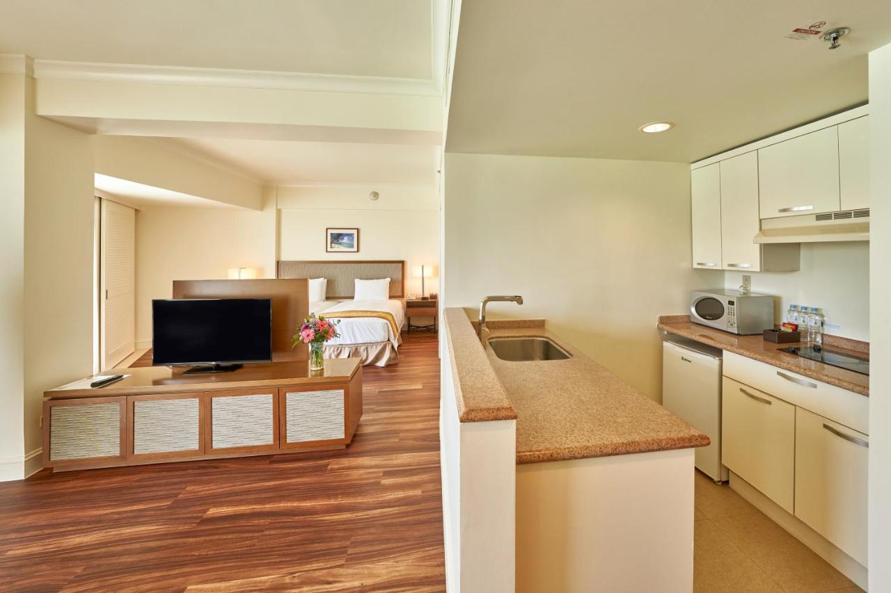 Lotte Hotel Guam Tumon Kültér fotó
