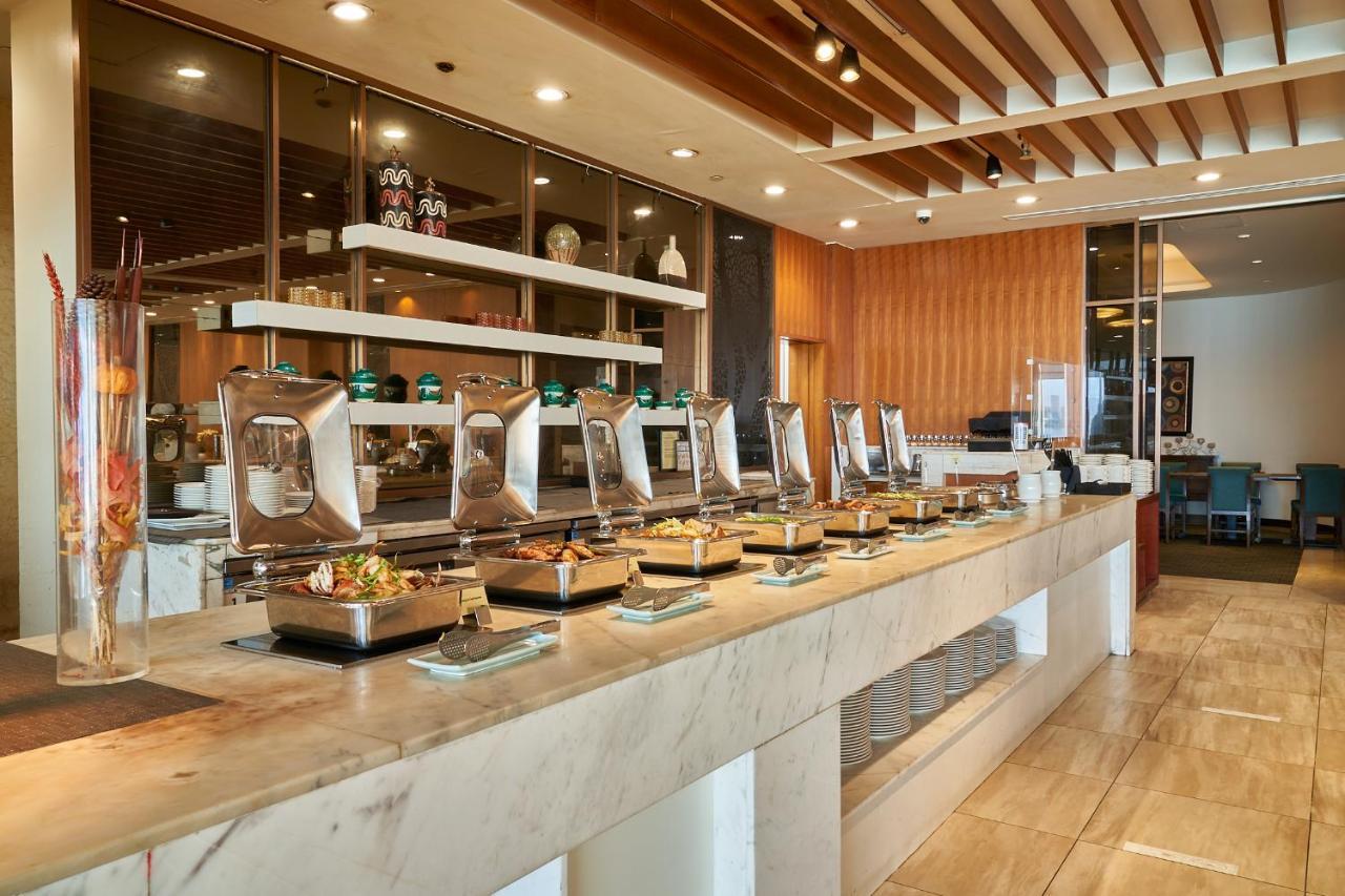 Lotte Hotel Guam Tumon Kültér fotó