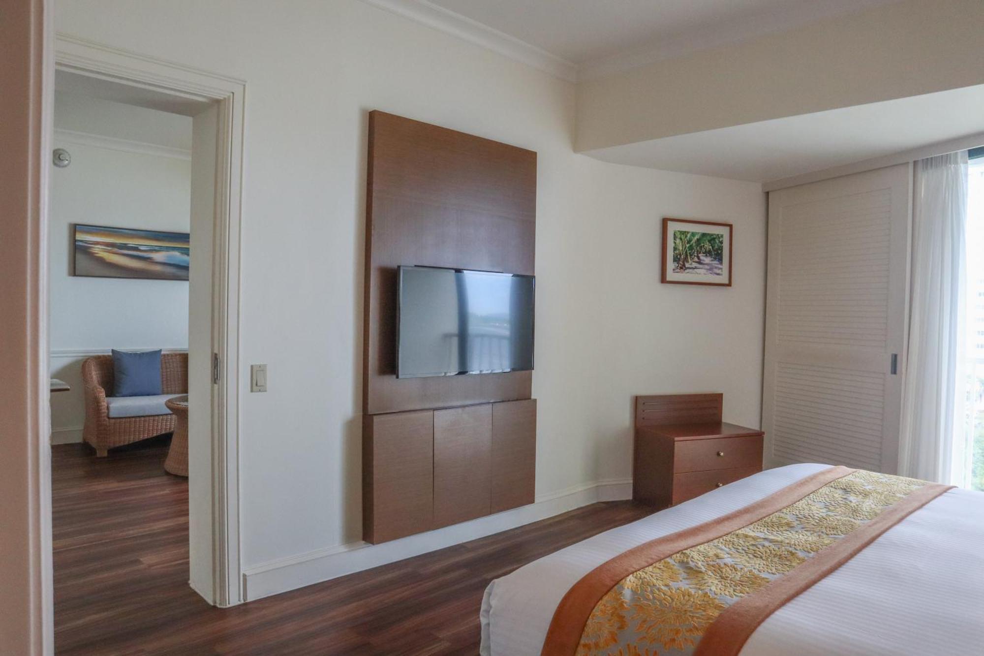Lotte Hotel Guam Tumon Kültér fotó