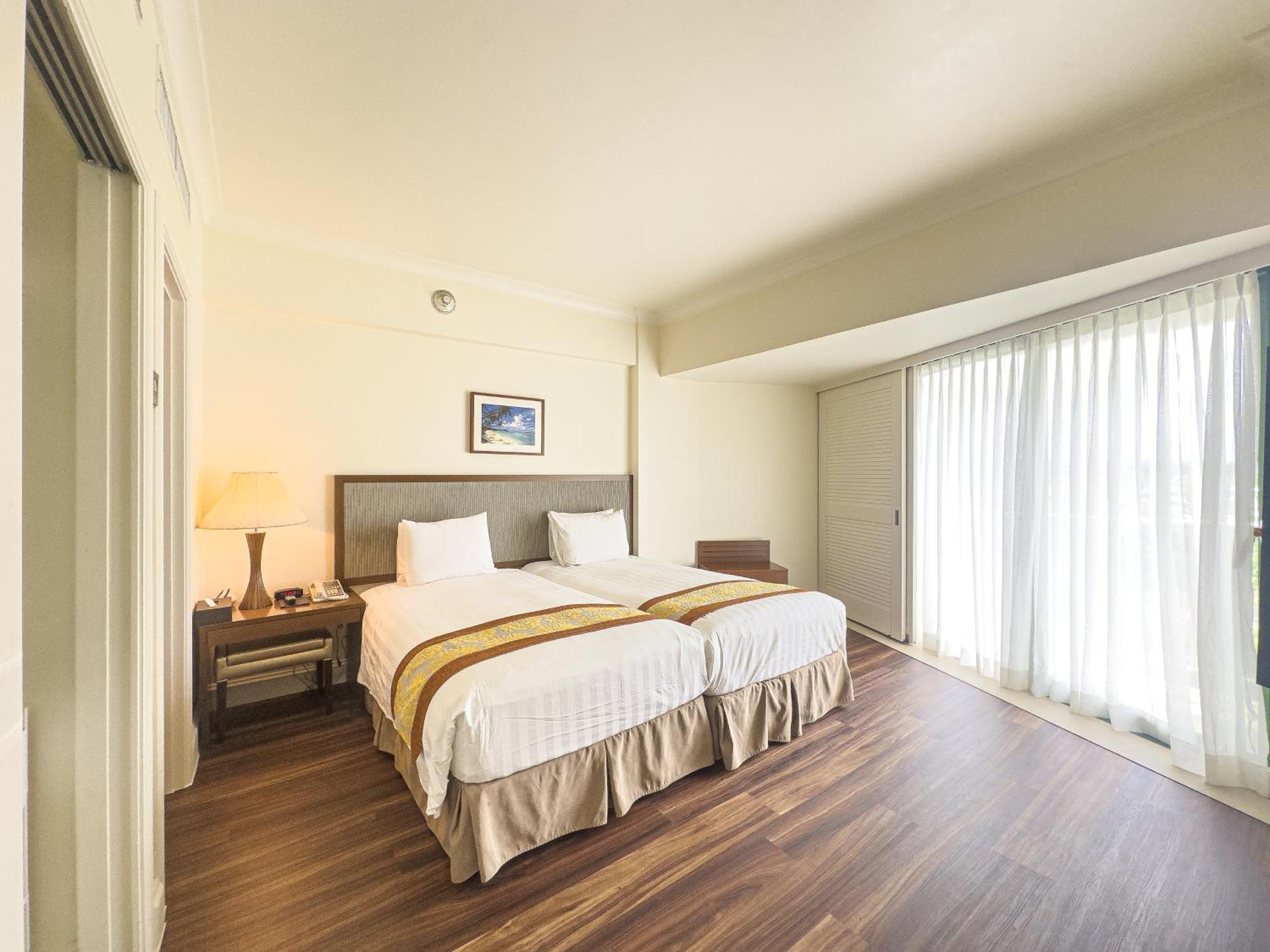 Lotte Hotel Guam Tumon Kültér fotó
